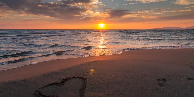 Qual é a praia mais próxima de São Paulo?